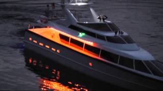 RC Modellbau Yacht mit brushless Jetantrieben [upl. by Lorain]