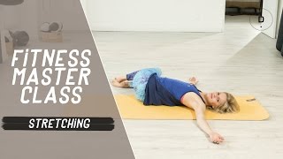 Stretching pour gagner en souplesse 20 min  Fitness Master Class [upl. by Otrebron]