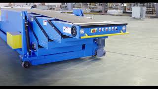 Motorized Movement Telescopic Belt Conveyor [upl. by Weitman941]